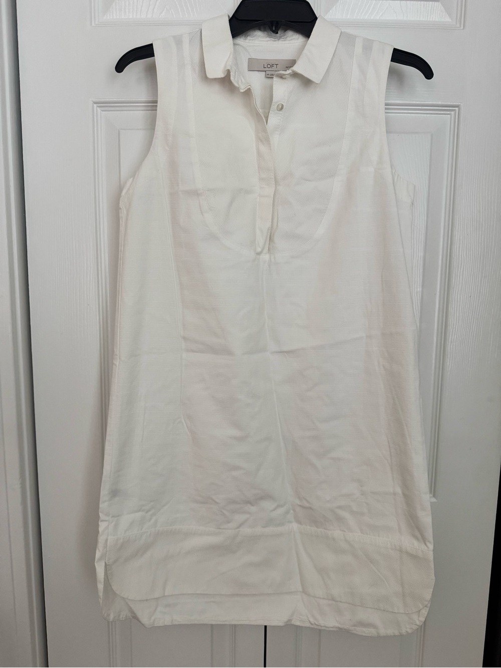 LOFT Cream Sleeveless Collared Tunic